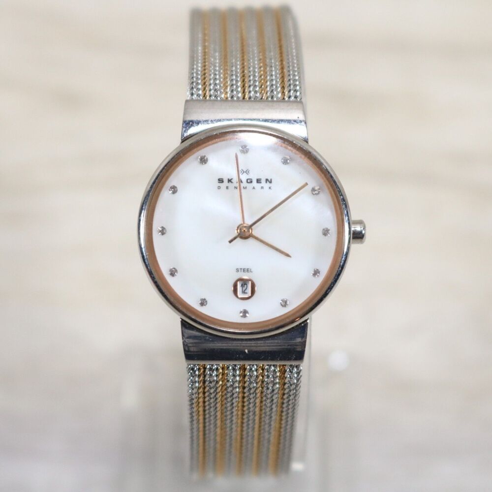 Skagen Denmark Women's Watch – Pre-Owned, New Battery, Round, Silver/White